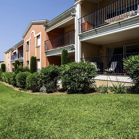 Pieces Pers Proche Commerces - Pieces 58 Apartment *